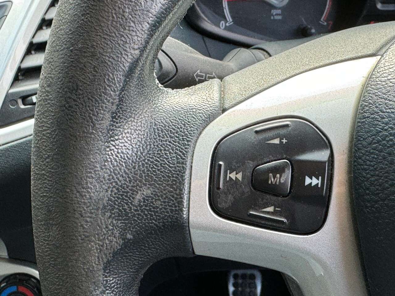 2012 FORD FIESTA 2012 FORD FIESTA