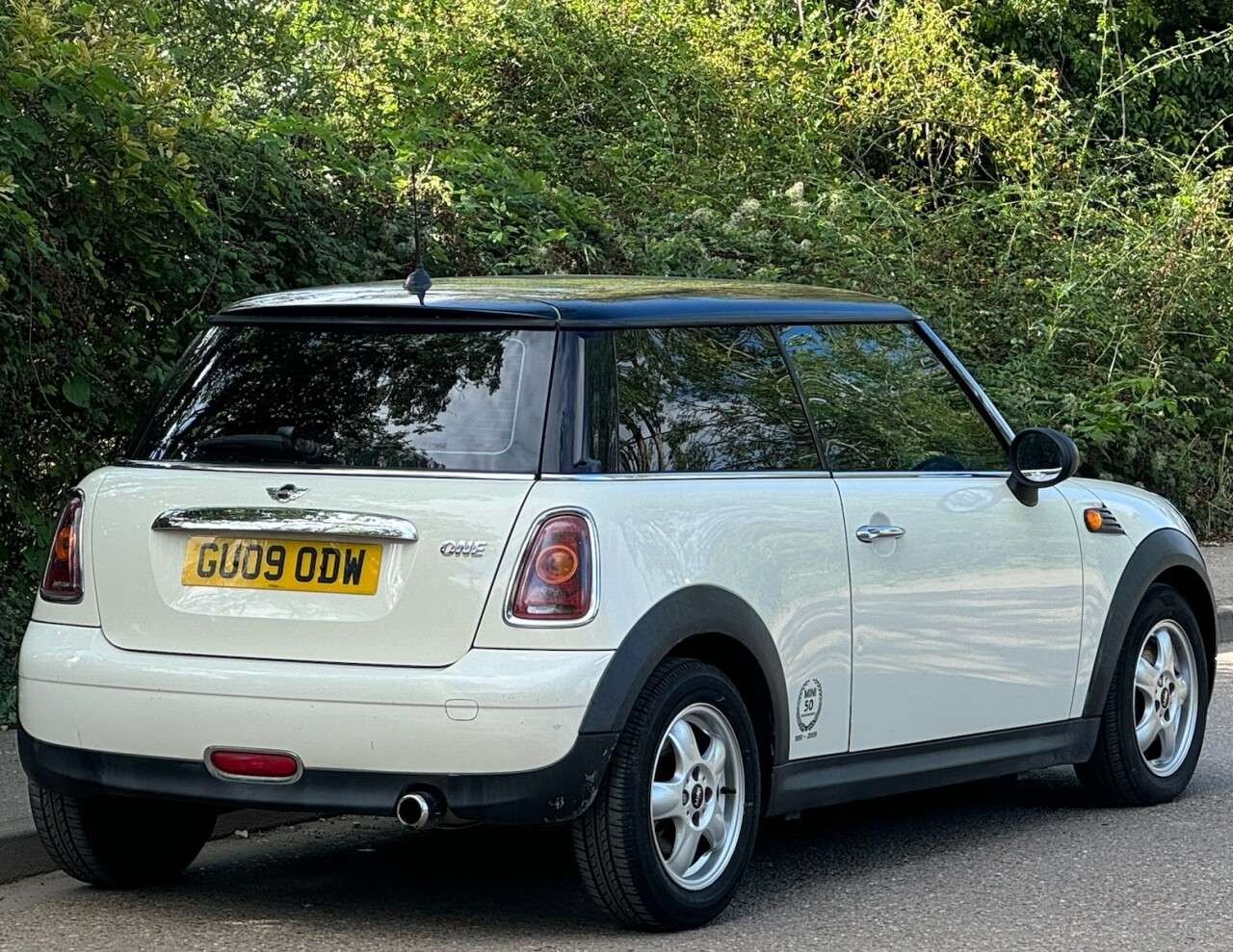 2009 MINI HATCH 2009 MINI HATCH