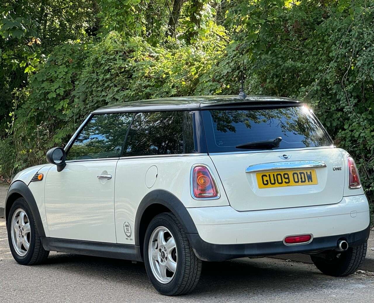 2009 MINI HATCH 2009 MINI HATCH