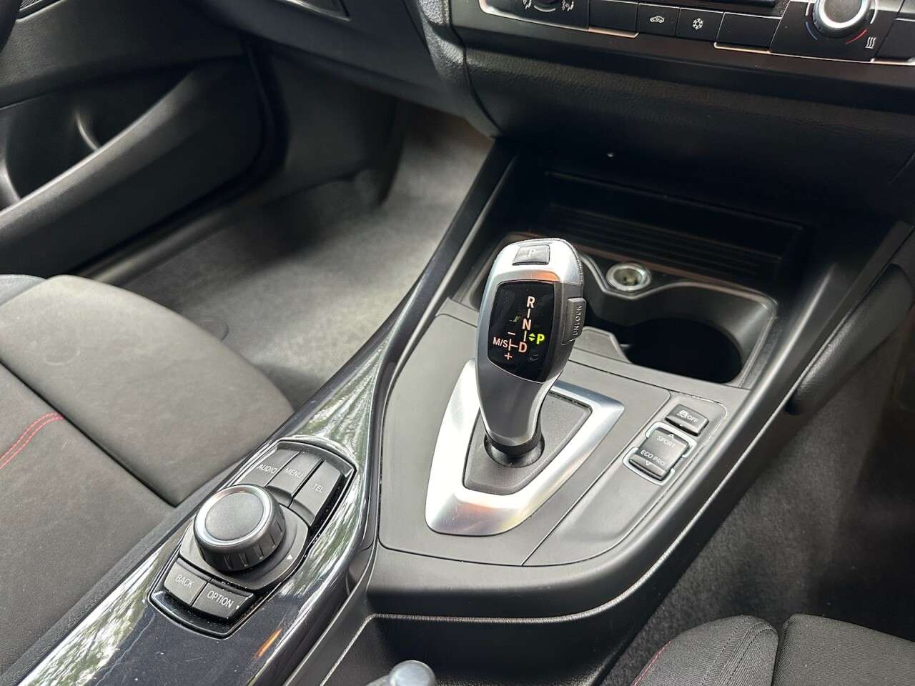 2012 BMW 1 SERIES 2012 BMW 1 SERIES