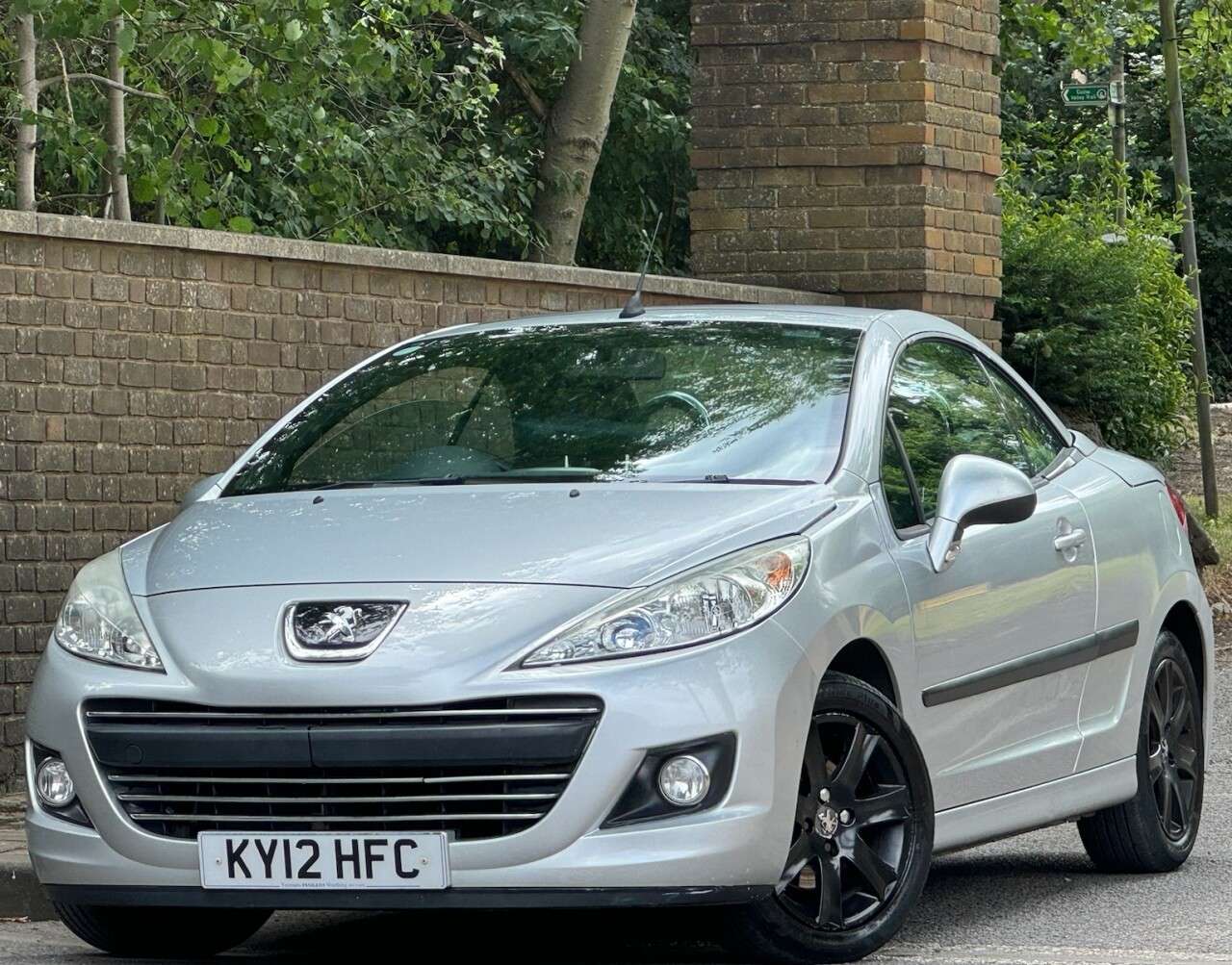 2012 PEUGEOT 207 2012 PEUGEOT 207