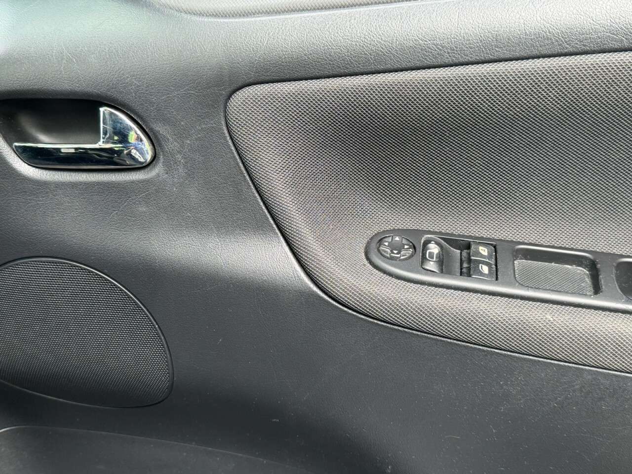 2012 PEUGEOT 207 2012 PEUGEOT 207