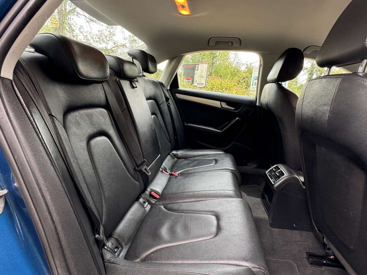 2011 AUDI A4 2011 AUDI A4