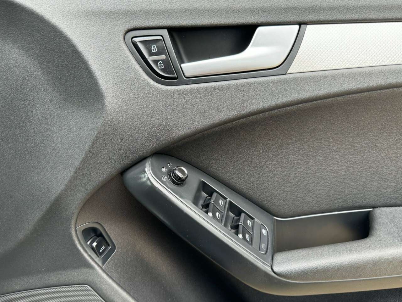 2011 AUDI A4 2011 AUDI A4