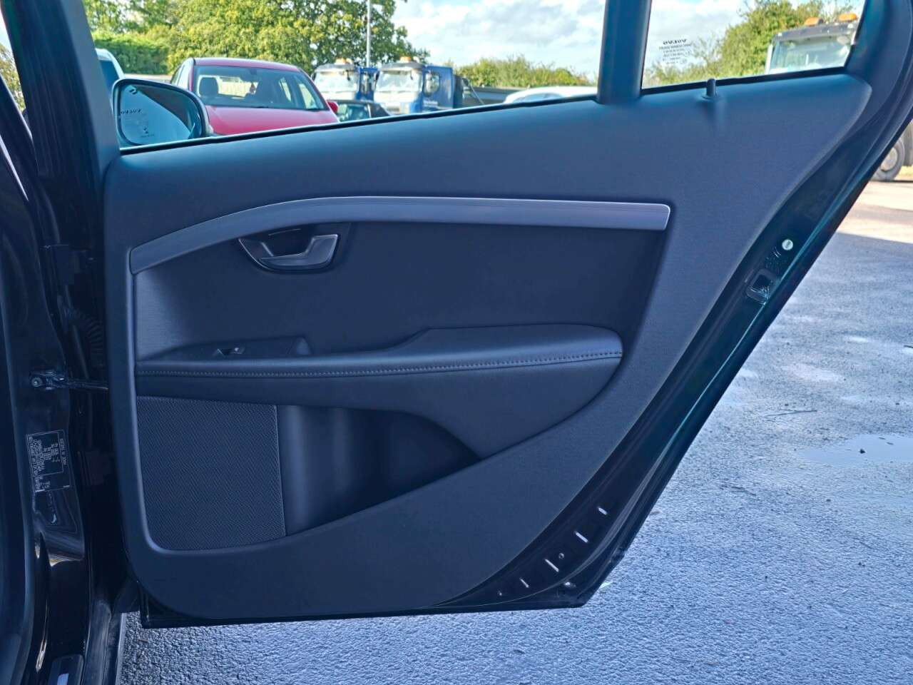 2016 VOLVO S80 2016 VOLVO S80