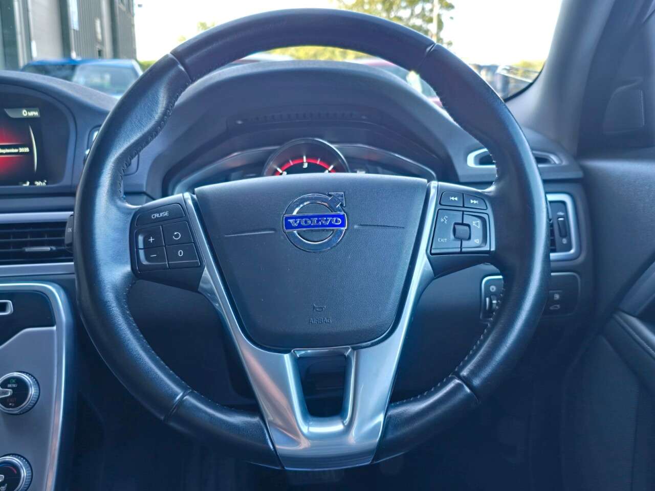 2016 VOLVO S80 2016 VOLVO S80