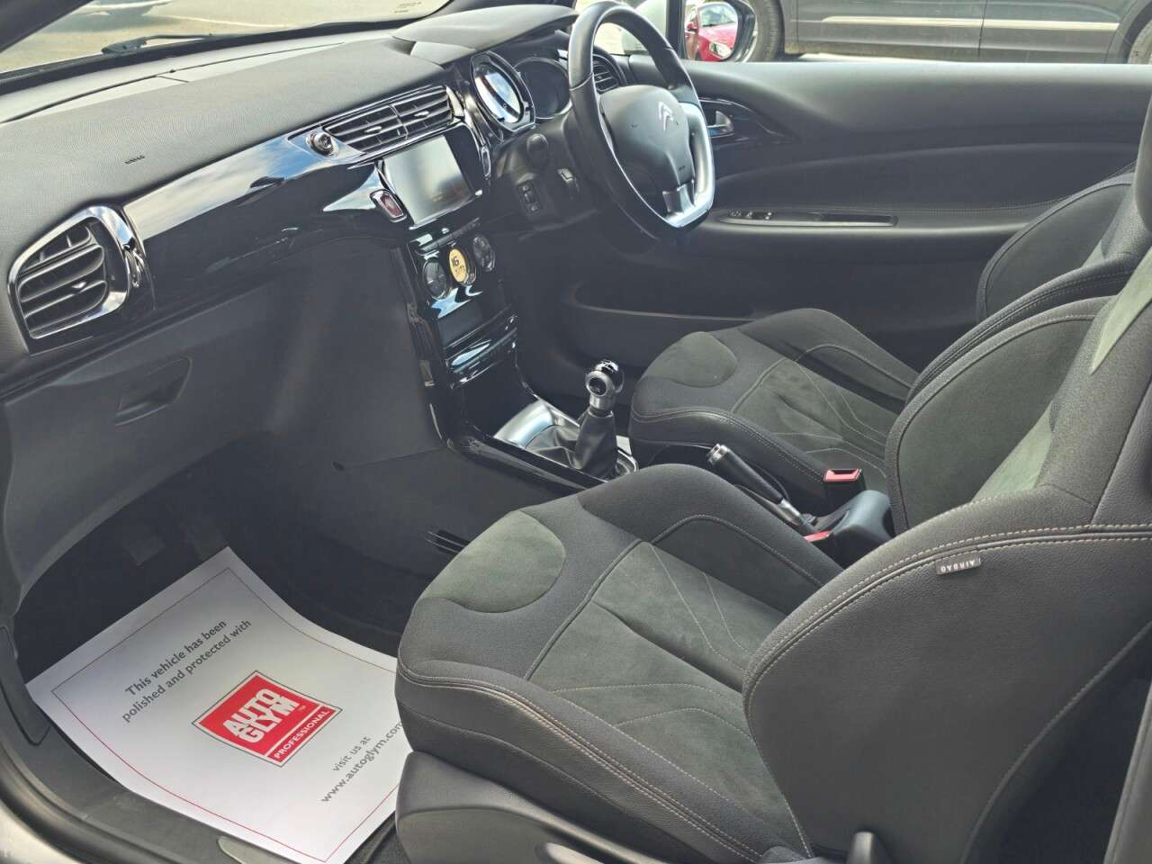 2016 DS AUTOMOBILES DS 3 2016 DS AUTOMOBILES DS 3