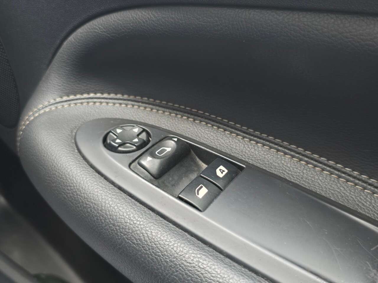 2016 DS AUTOMOBILES DS 3 2016 DS AUTOMOBILES DS 3