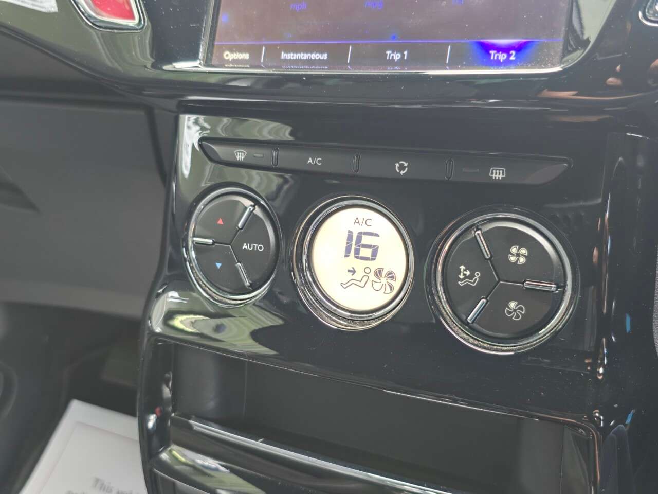 2016 DS AUTOMOBILES DS 3 2016 DS AUTOMOBILES DS 3