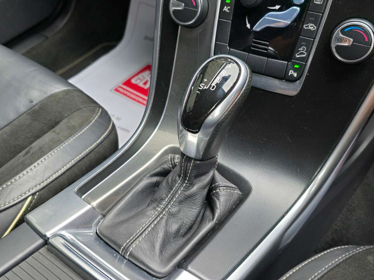 2014 VOLVO XC60 2014 VOLVO XC60