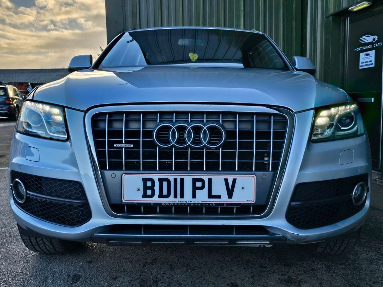 2011 AUDI Q5 2011 AUDI Q5