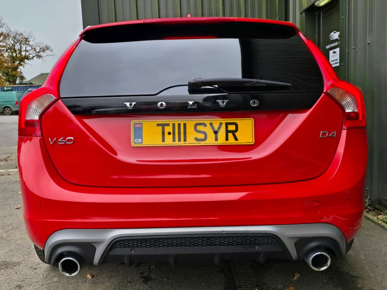 2017 VOLVO V60 2017 VOLVO V60