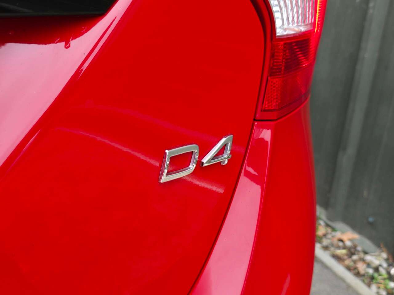 2017 VOLVO V60 2017 VOLVO V60