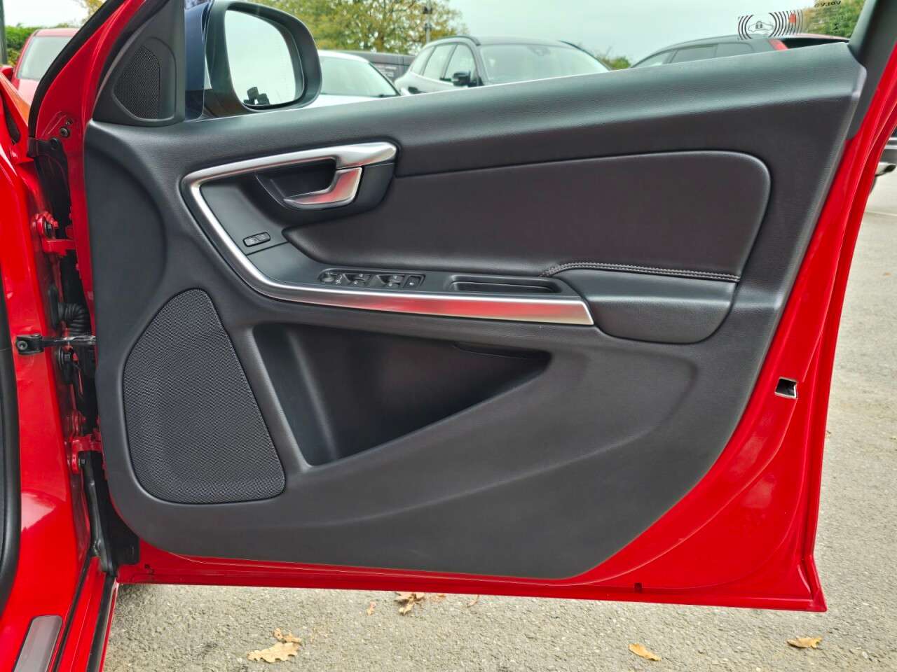 2017 VOLVO V60 2017 VOLVO V60