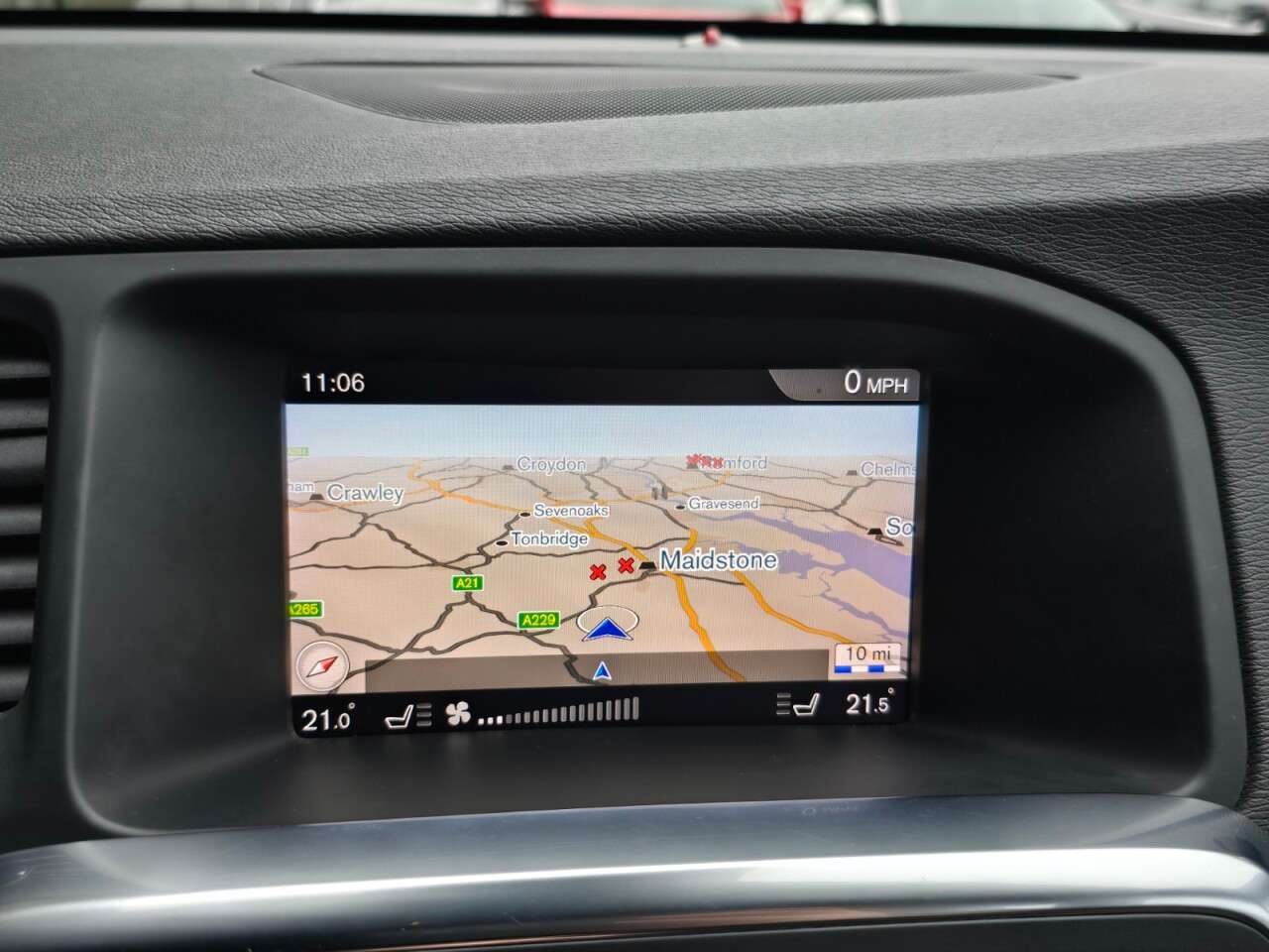 2017 VOLVO V60 2017 VOLVO V60