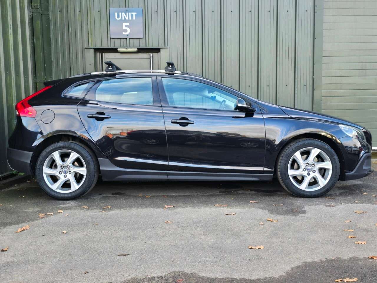 2013 VOLVO V40 CROSS COUNTRY 2013 VOLVO V40 CROSS COUNTRY
