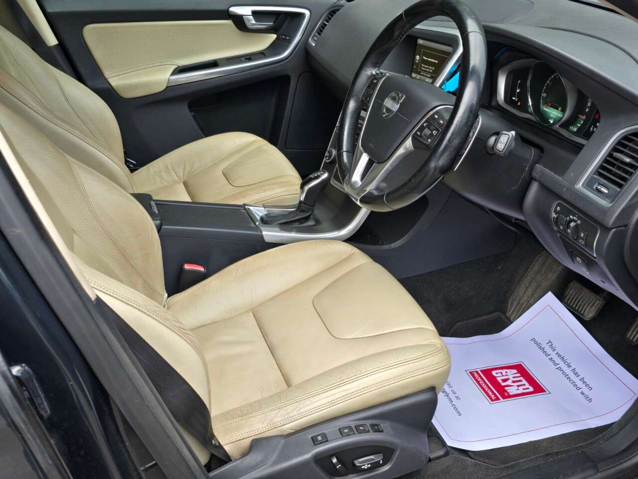 2014 VOLVO XC60 2014 VOLVO XC60