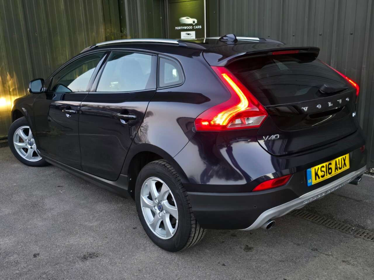 2016 VOLVO V40 CROSS COUNTRY 2016 VOLVO V40 CROSS COUNTRY