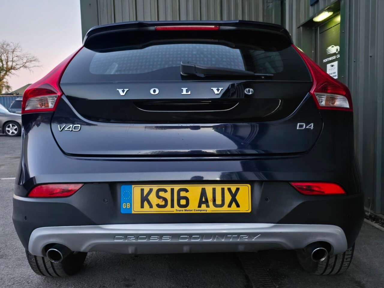 2016 VOLVO V40 CROSS COUNTRY 2016 VOLVO V40 CROSS COUNTRY