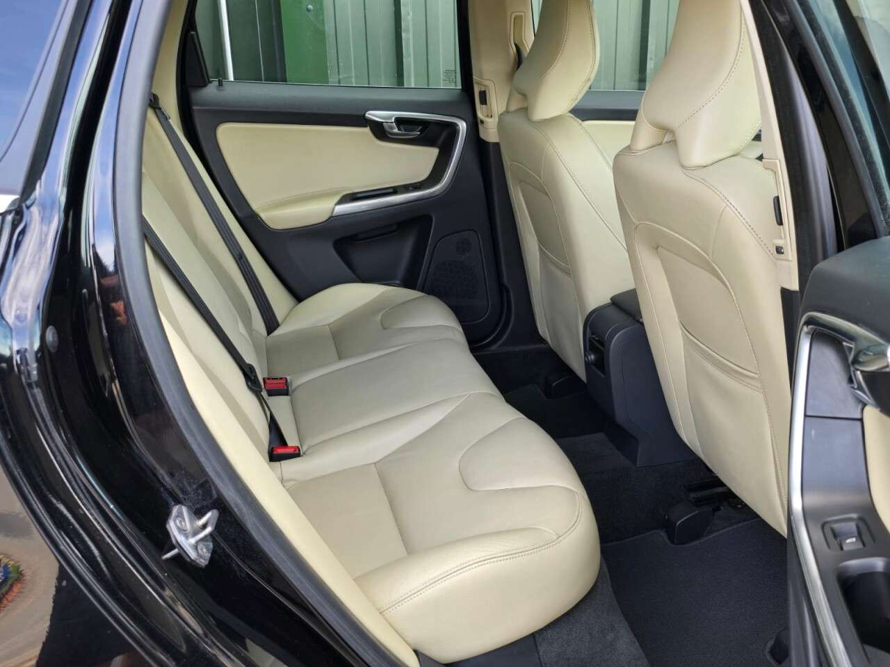 2016 VOLVO XC60 2016 VOLVO XC60