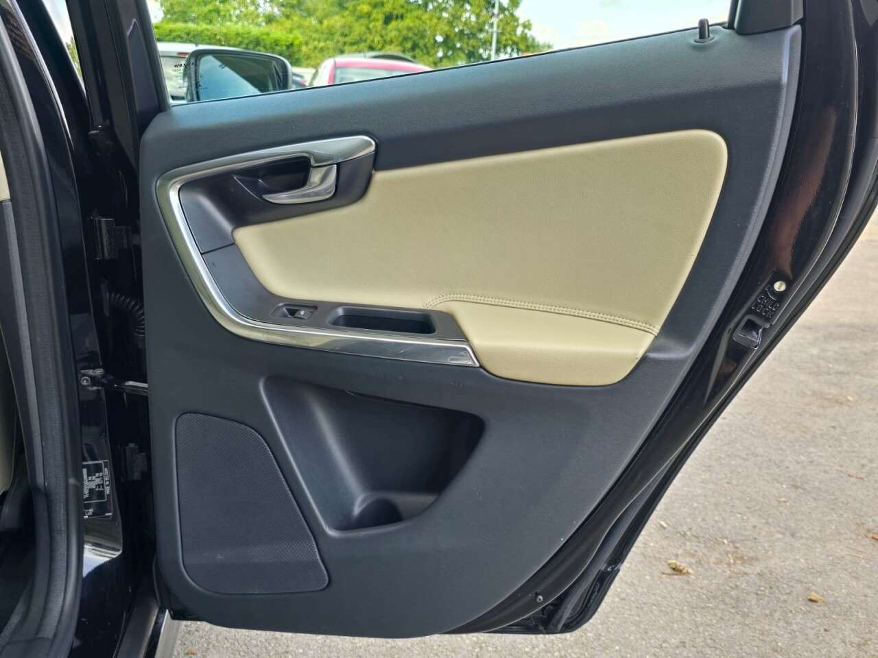 2016 VOLVO XC60 2016 VOLVO XC60