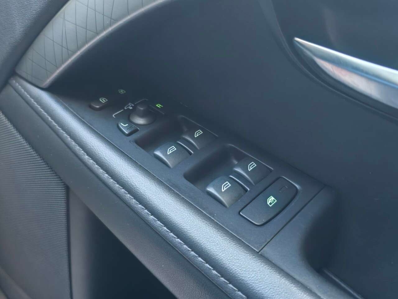 2012 VOLVO XC70 2012 VOLVO XC70