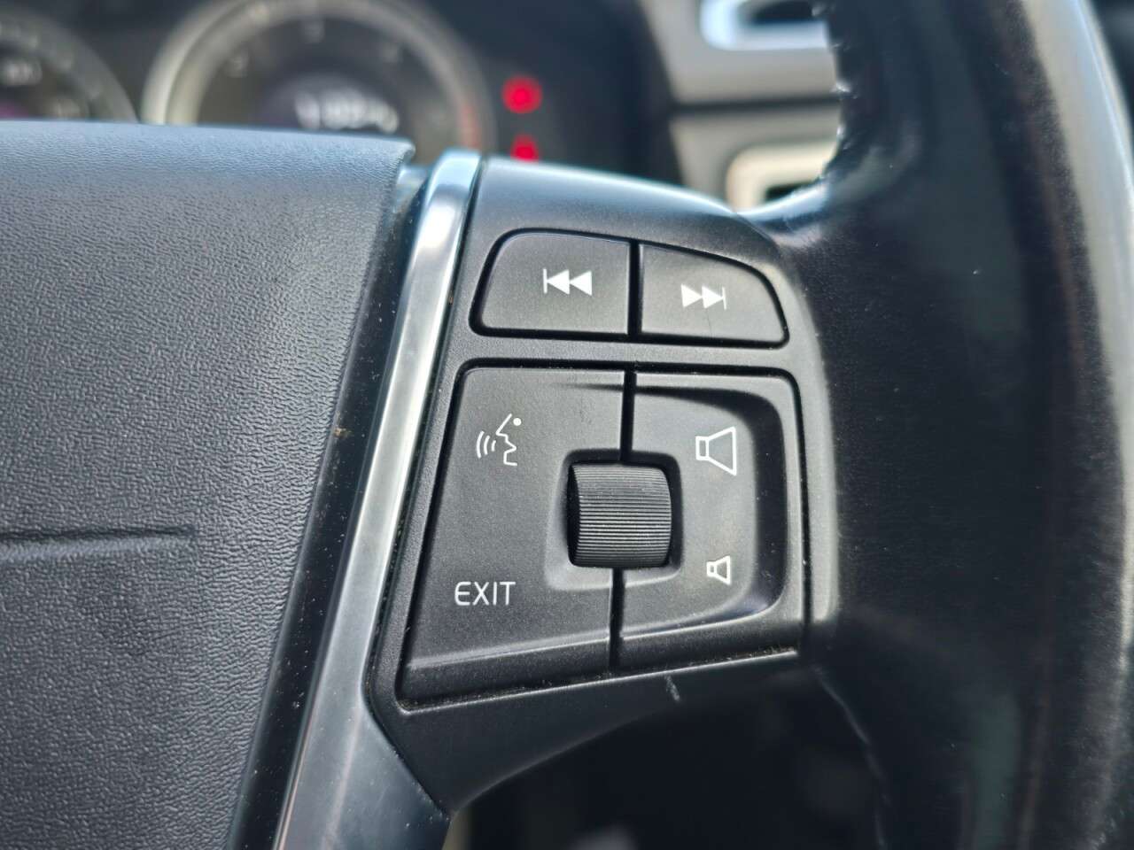 2012 VOLVO XC70 2012 VOLVO XC70