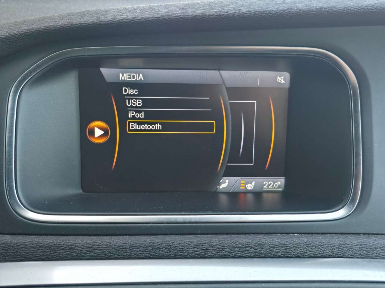 2013 VOLVO V40 2013 VOLVO V40