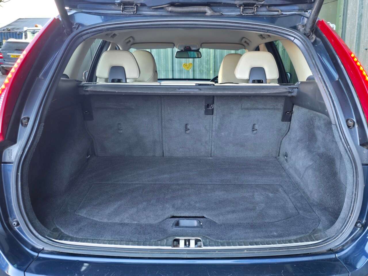 2013 VOLVO XC60 2013 VOLVO XC60