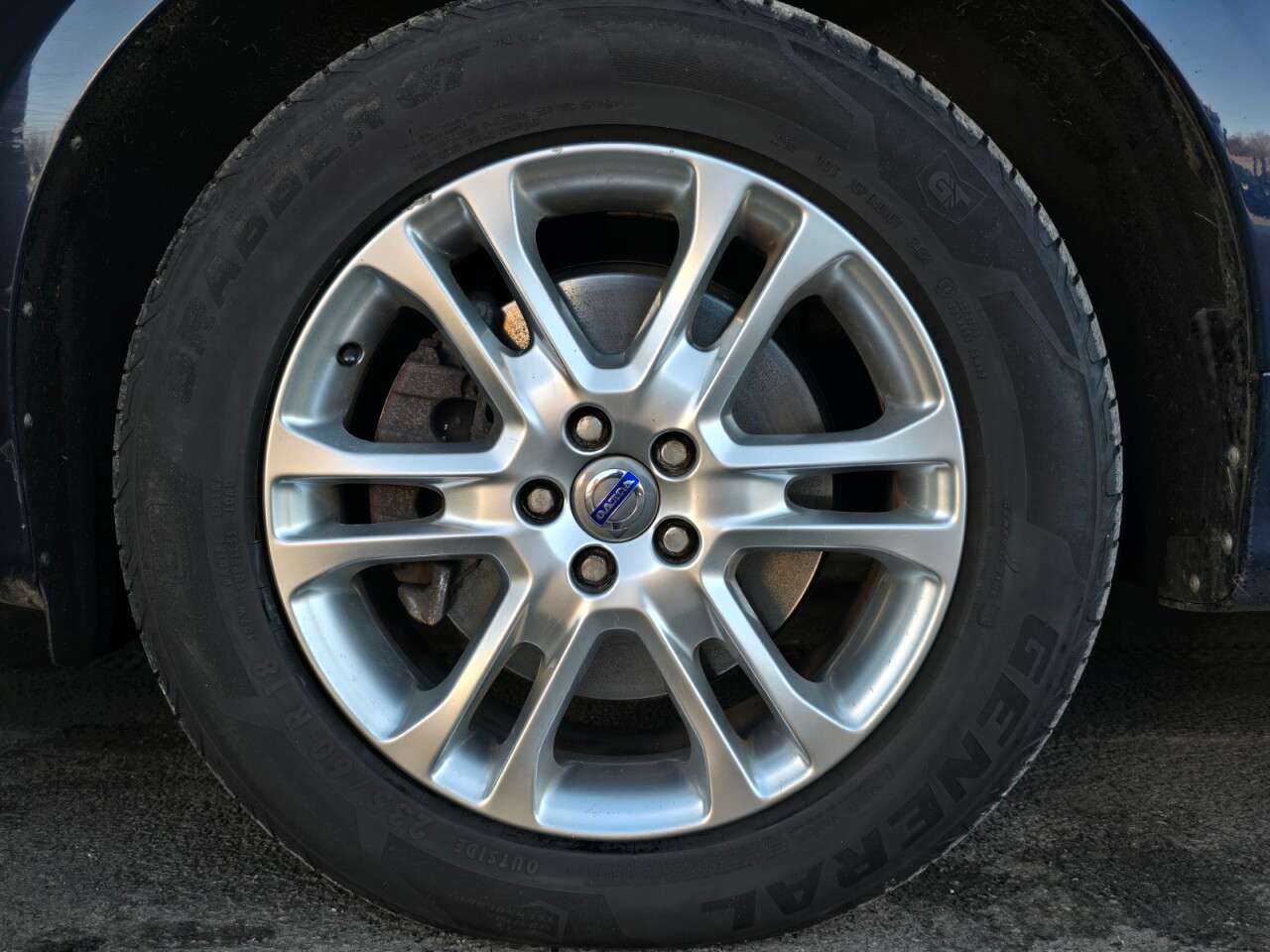 2013 VOLVO XC60 2013 VOLVO XC60