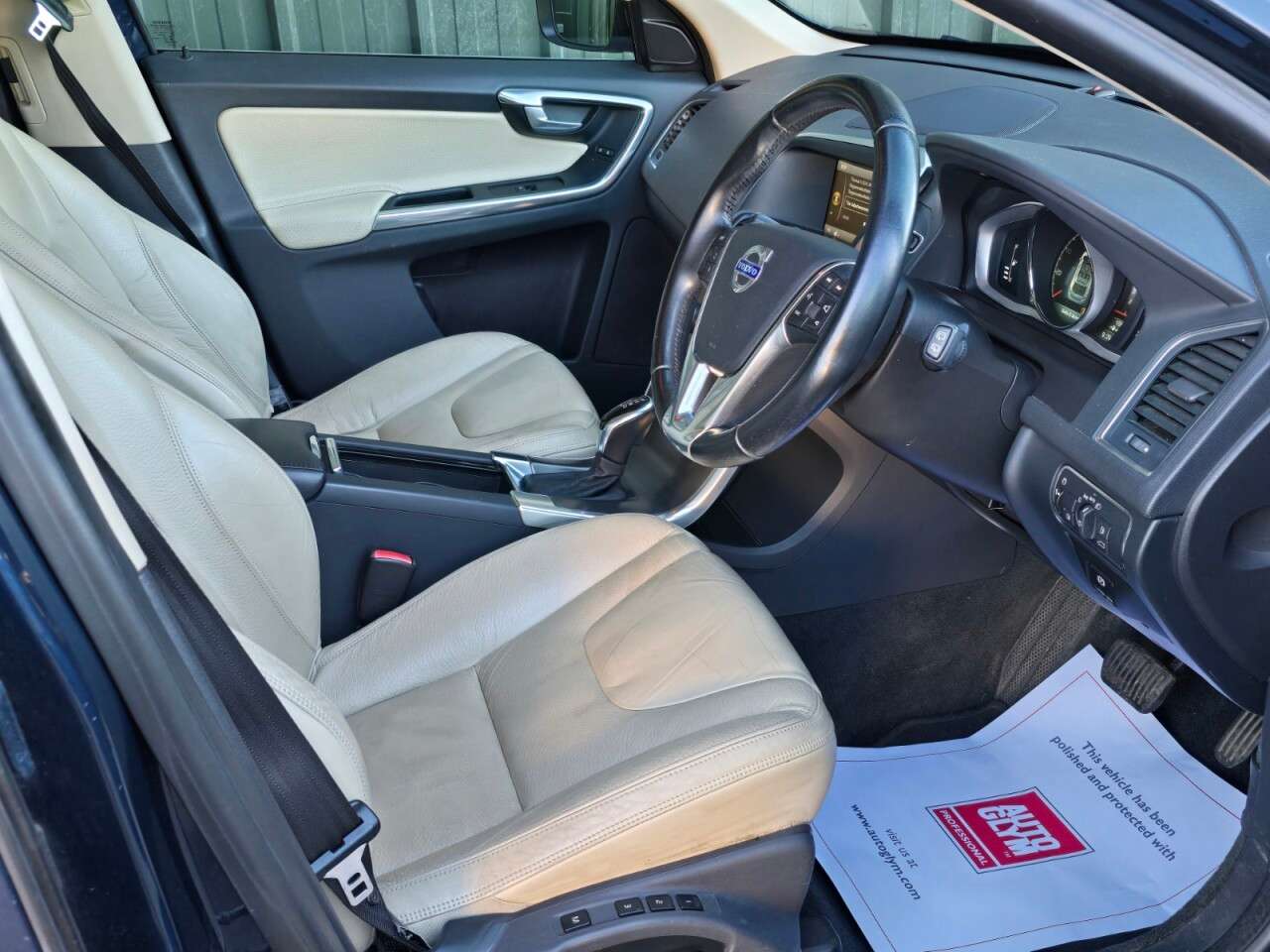 2013 VOLVO XC60 2013 VOLVO XC60