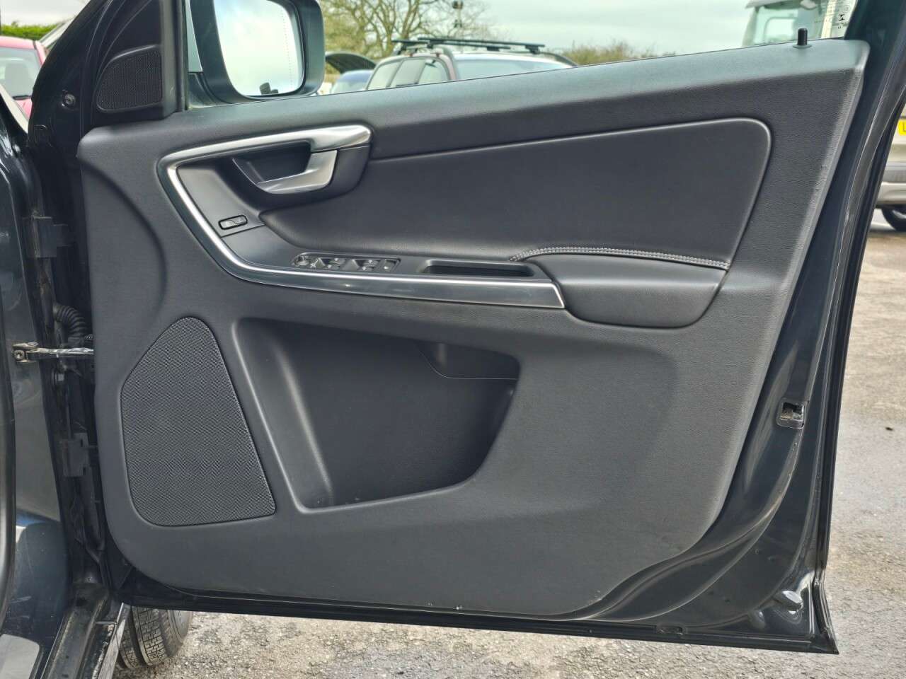 2013 VOLVO XC60 2013 VOLVO XC60