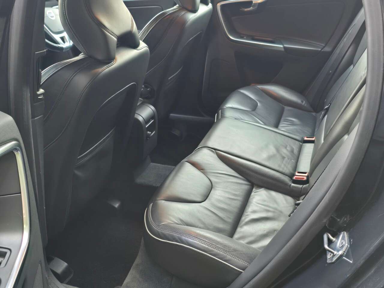 2013 VOLVO XC60 2013 VOLVO XC60