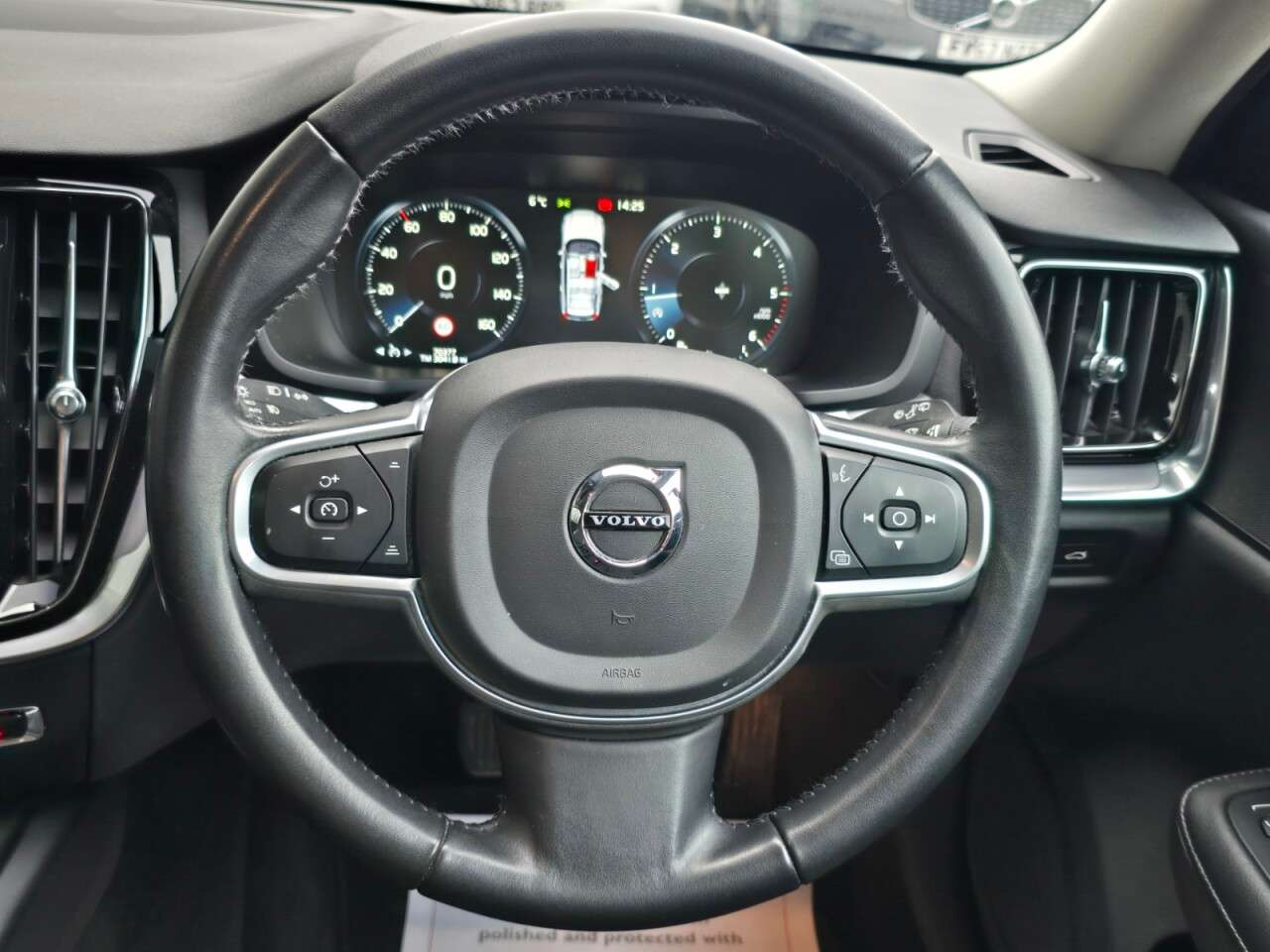2019 VOLVO V60 2019 VOLVO V60