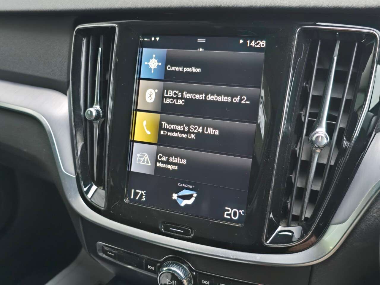 2019 VOLVO V60 2019 VOLVO V60