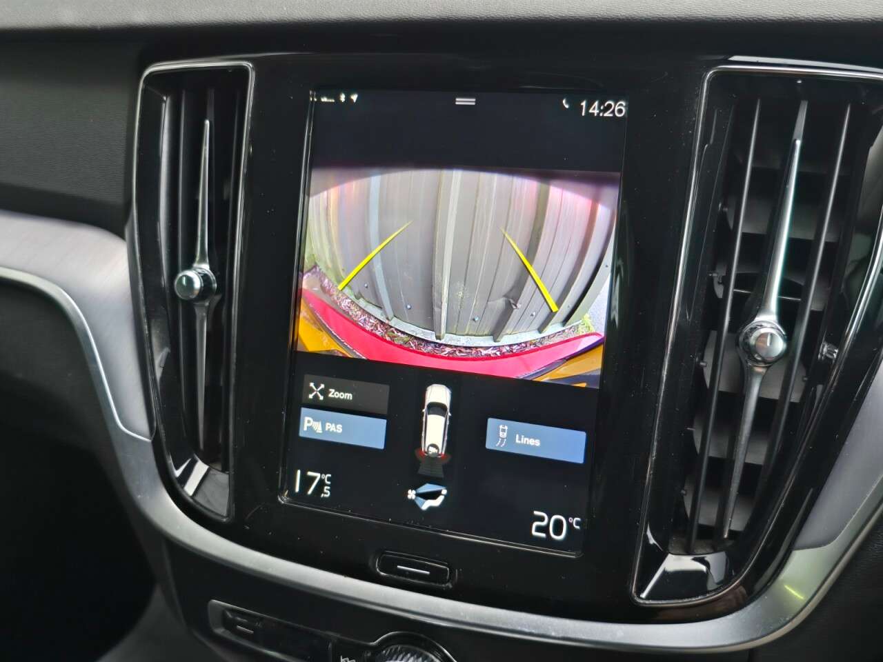 2019 VOLVO V60 2019 VOLVO V60