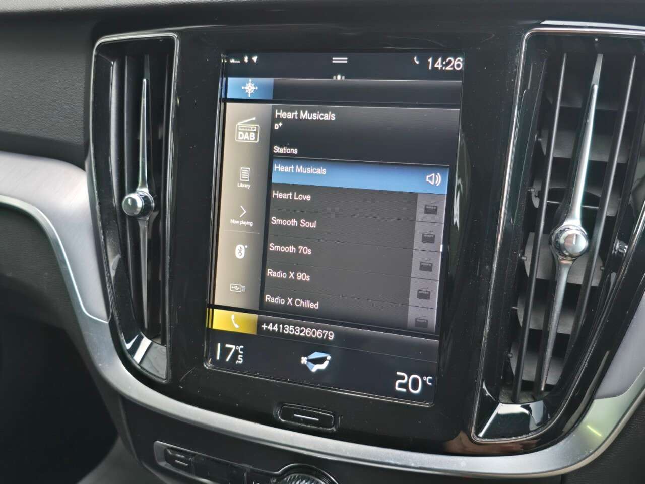 2019 VOLVO V60 2019 VOLVO V60