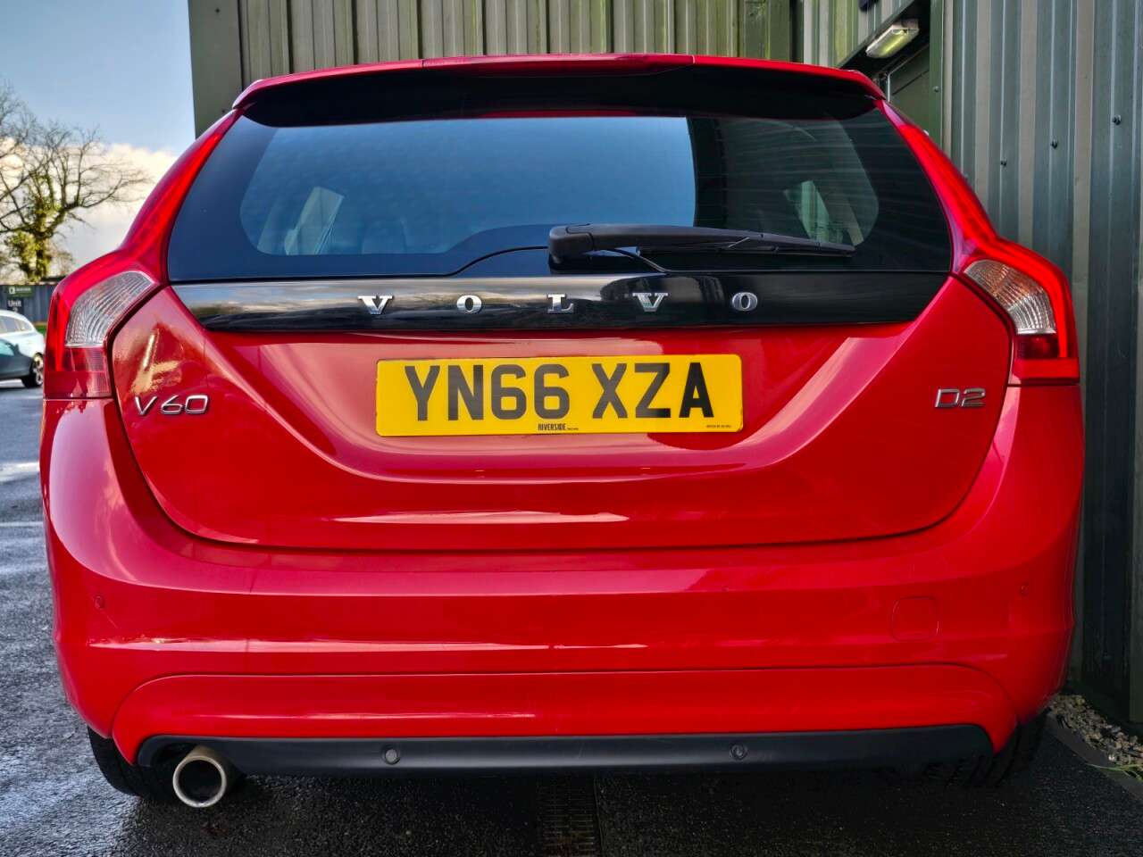 2016 VOLVO V60 2016 VOLVO V60