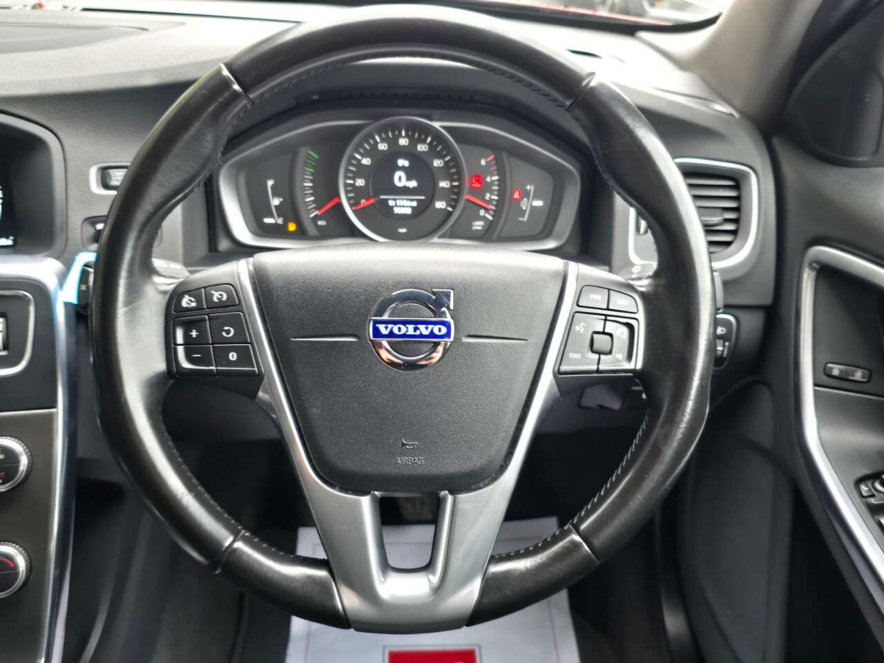 2015 VOLVO S60 2015 VOLVO S60