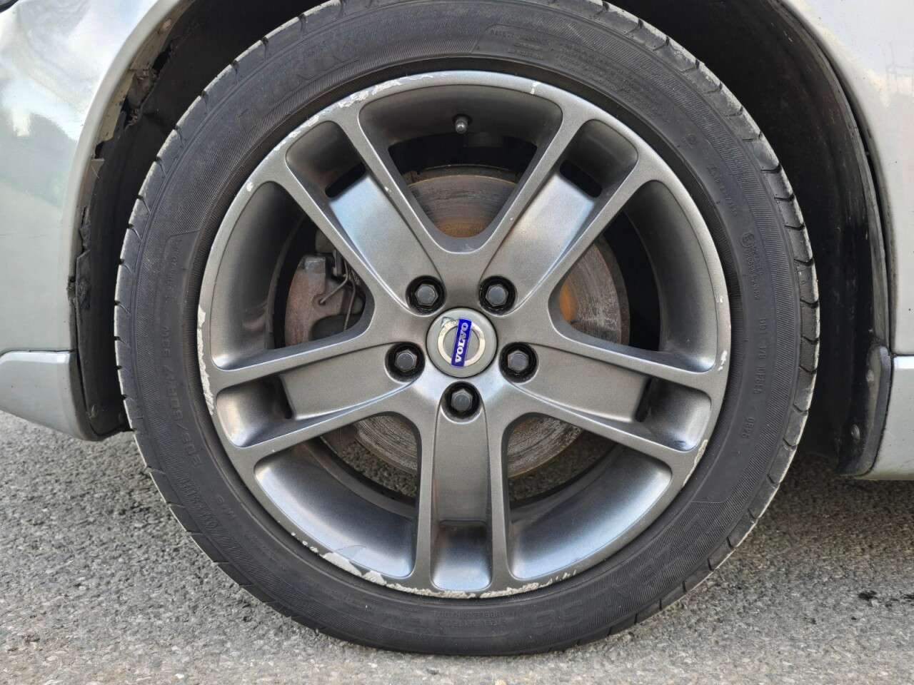 2011 VOLVO S40 2011 VOLVO S40