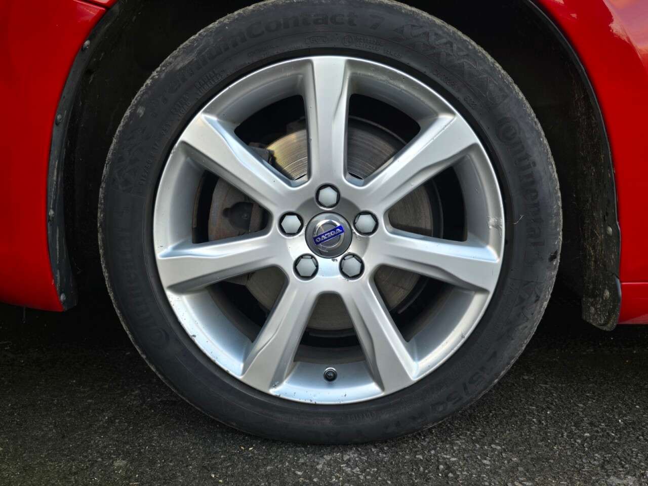 2018 VOLVO V60 2018 VOLVO V60