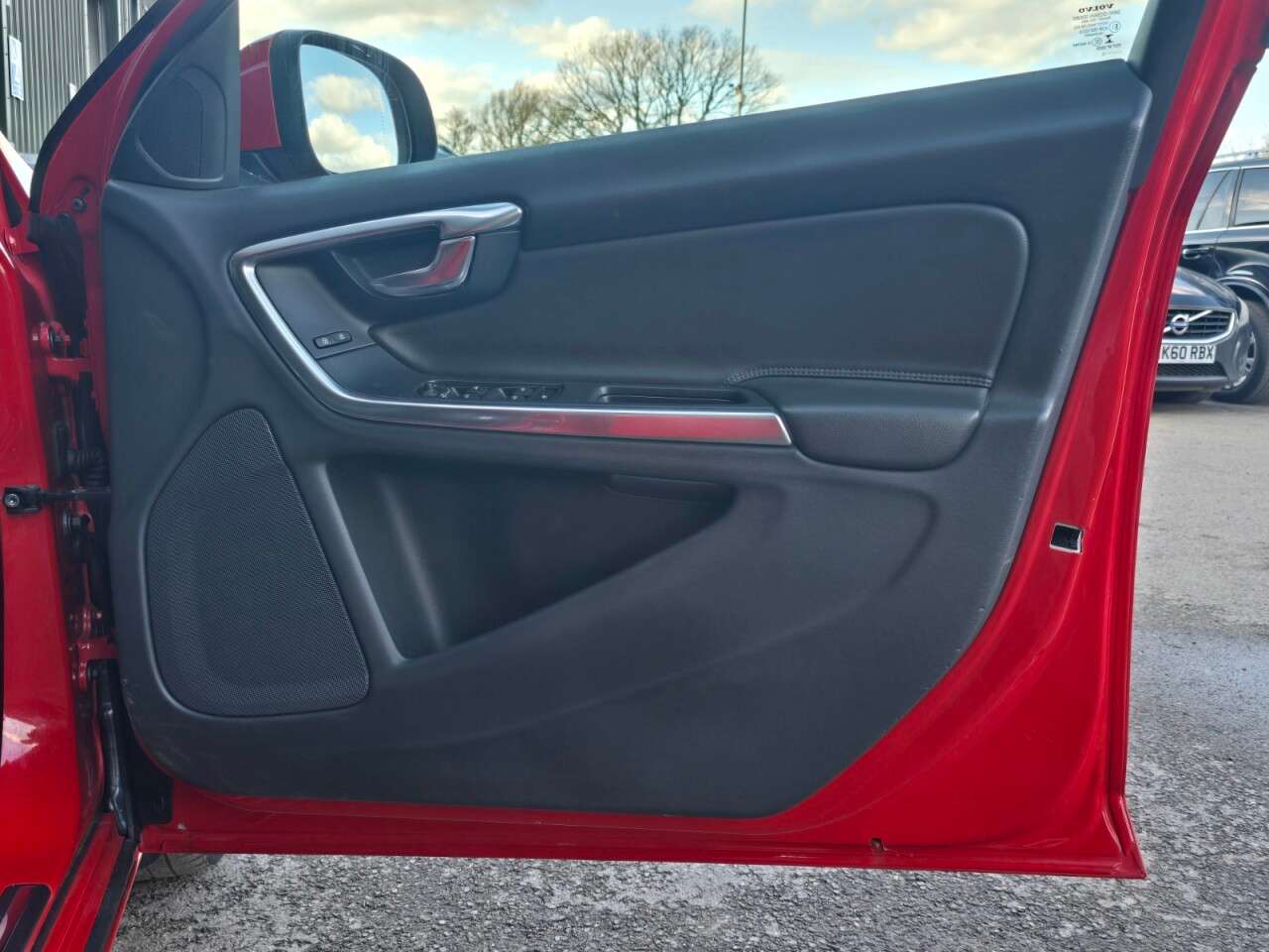 2018 VOLVO V60 2018 VOLVO V60