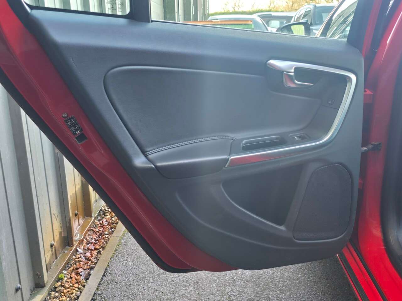 2018 VOLVO V60 2018 VOLVO V60