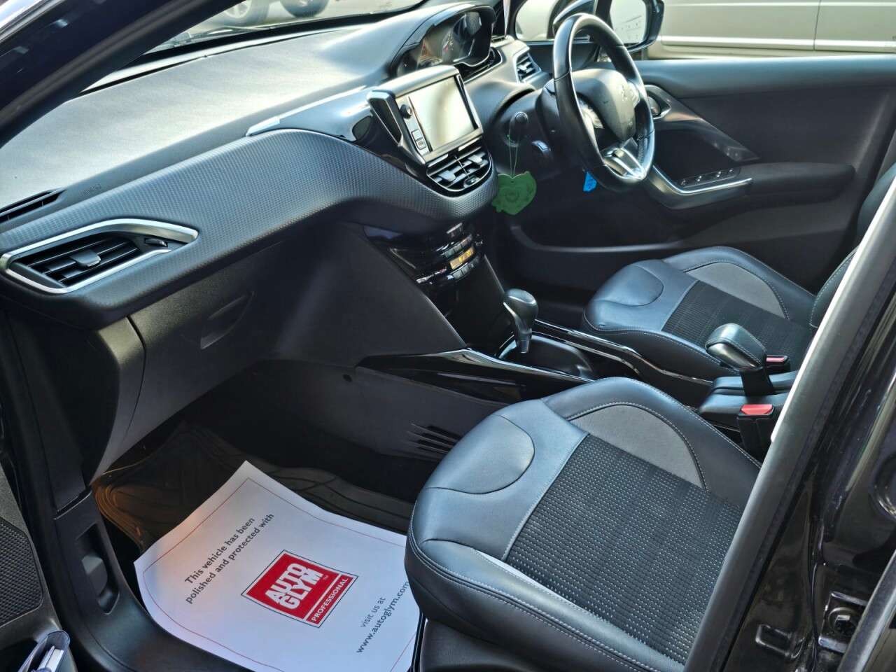 2018 PEUGEOT 2008 2018 PEUGEOT 2008