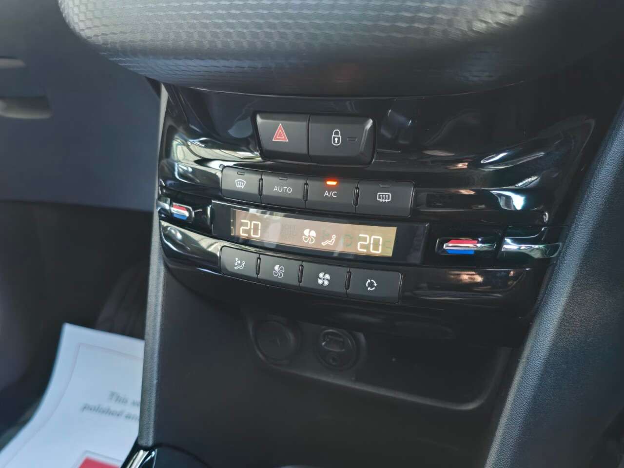 2018 PEUGEOT 2008 2018 PEUGEOT 2008