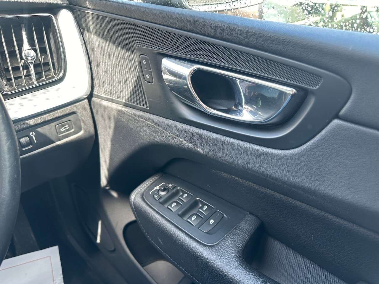 2018 VOLVO XC60 2018 VOLVO XC60