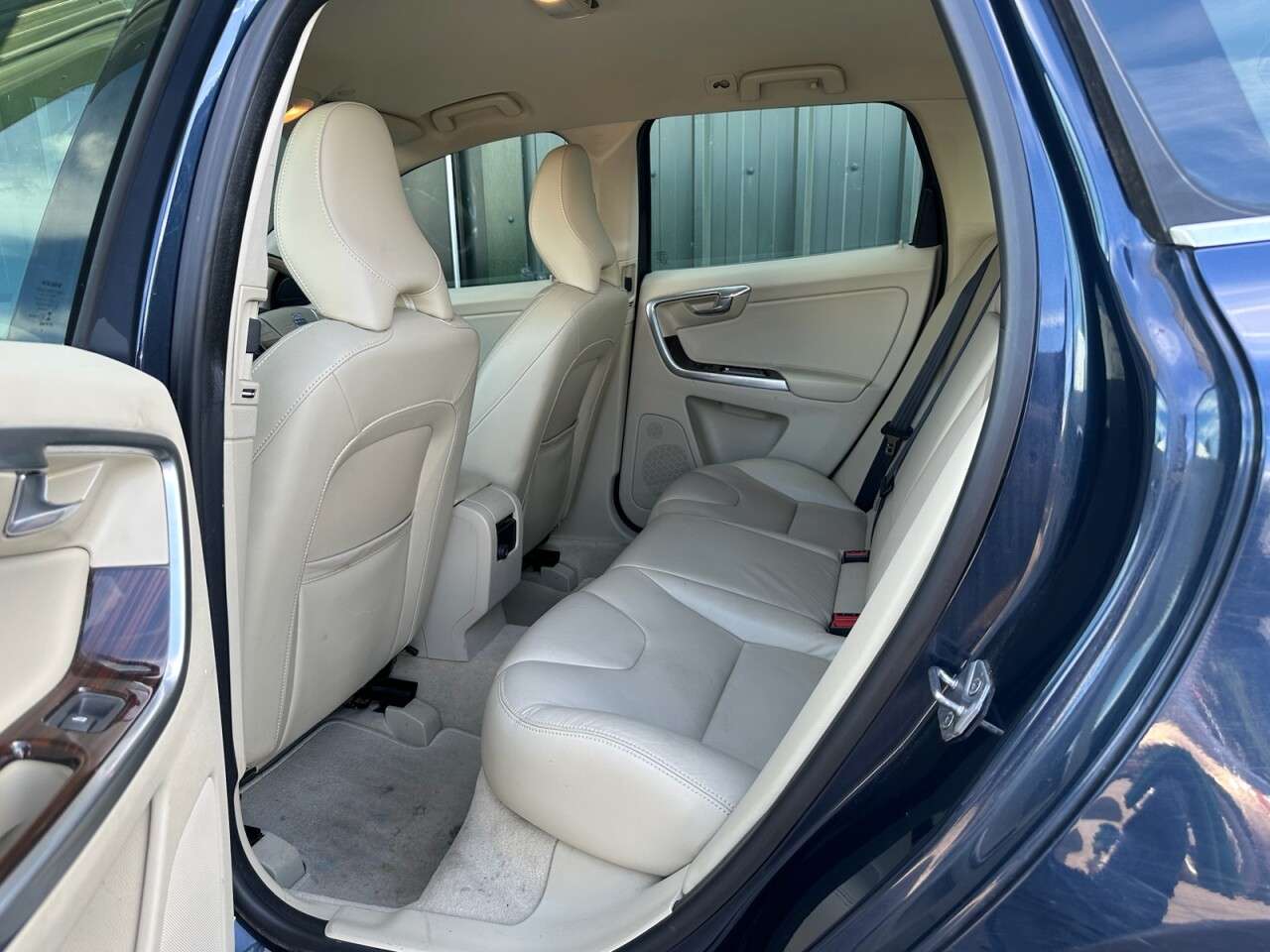 2014 VOLVO XC60 2014 VOLVO XC60