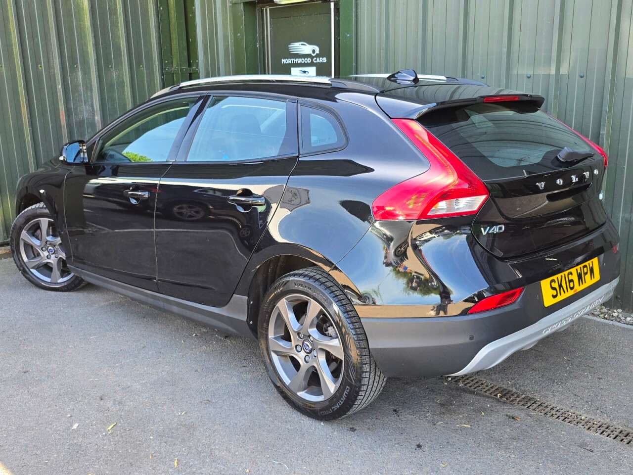 2016 VOLVO V40 CROSS COUNTRY 2016 VOLVO V40 CROSS COUNTRY