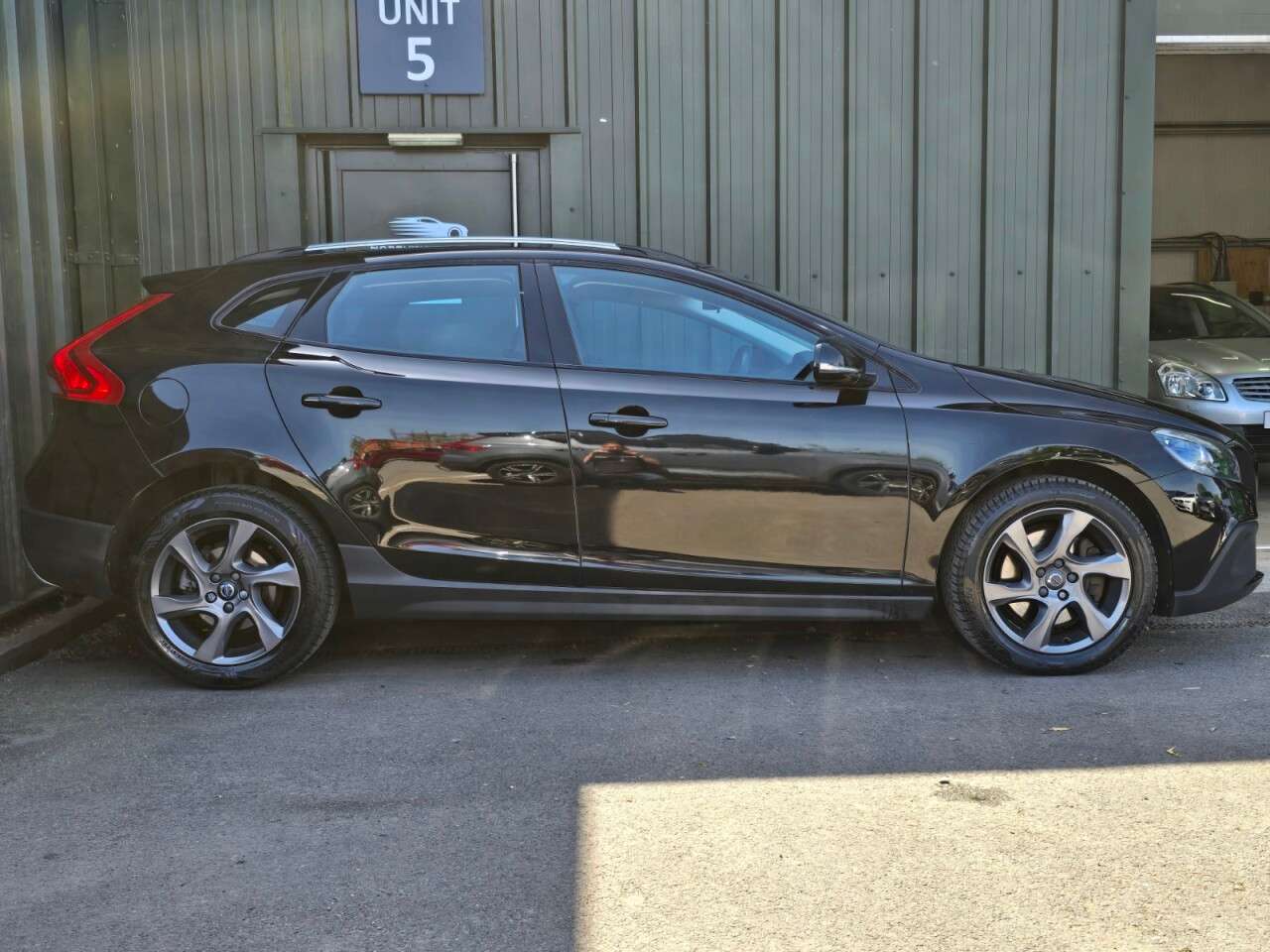 2016 VOLVO V40 CROSS COUNTRY 2016 VOLVO V40 CROSS COUNTRY