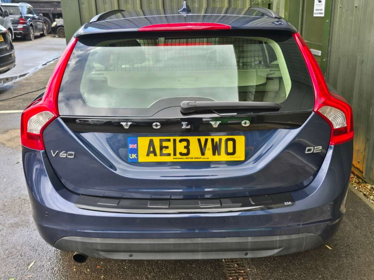 2013 VOLVO V60 2013 VOLVO V60